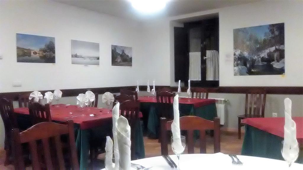 El Albergue Covaleda Eksteriør bilde