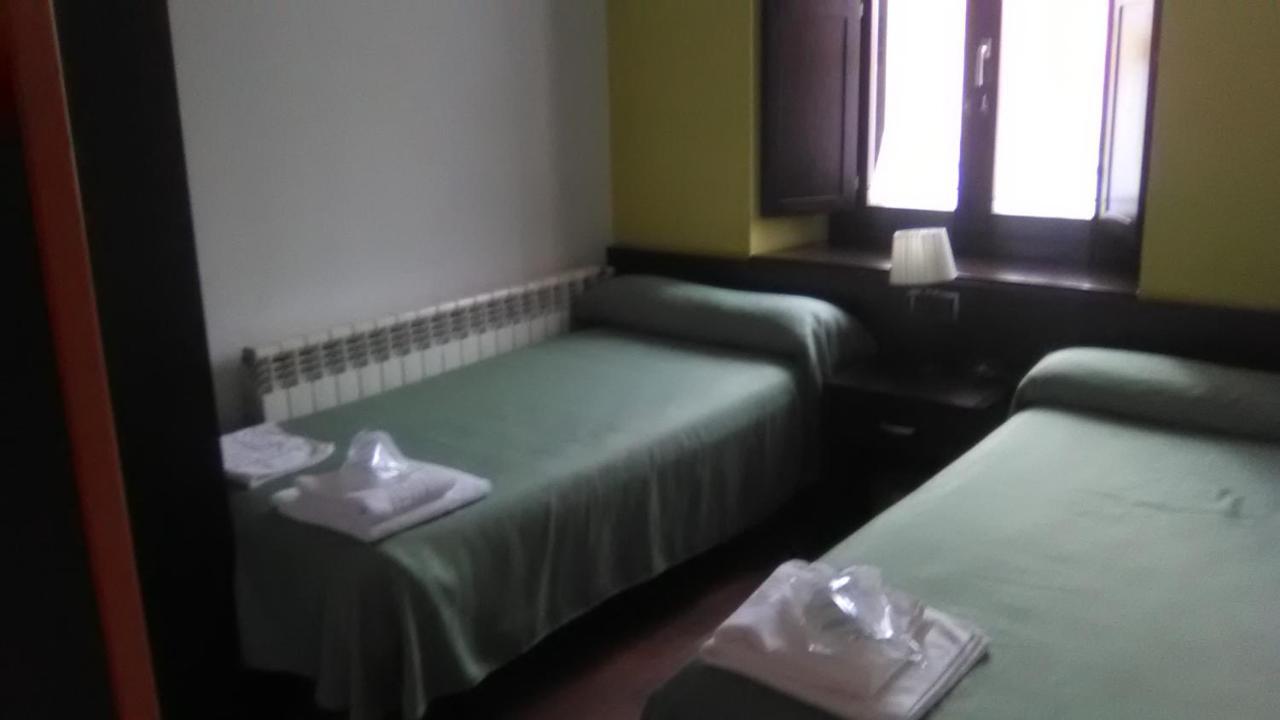 El Albergue Covaleda Eksteriør bilde