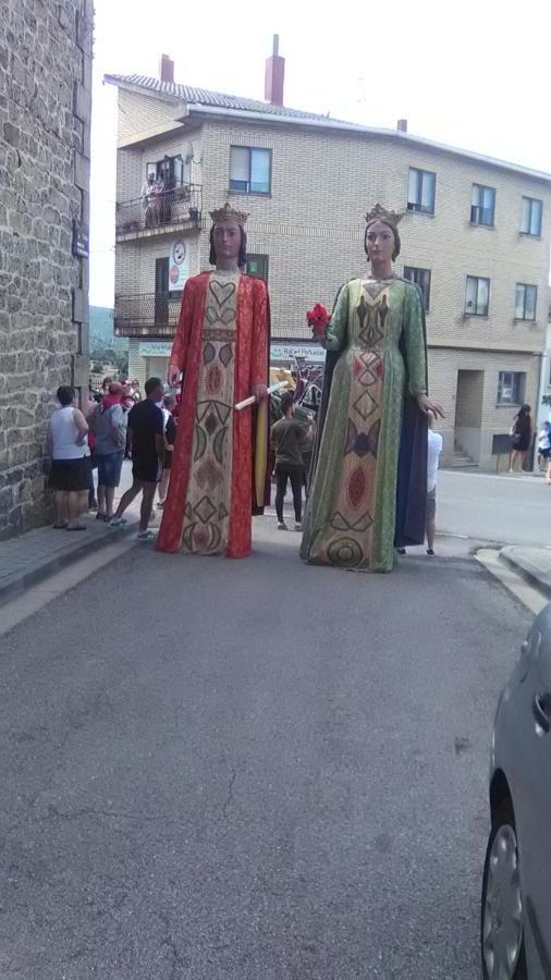 El Albergue Covaleda Eksteriør bilde